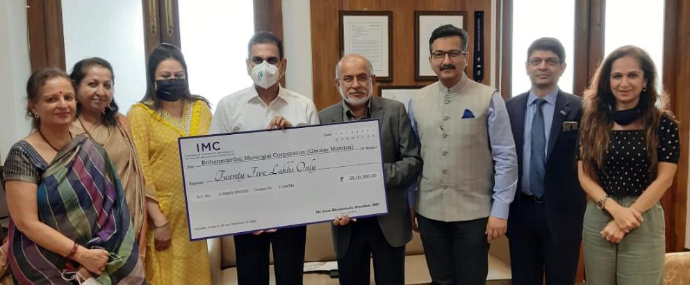 IMC donated 25 lakhs to Covid Relief Fund to Shri Iqbal Chahal, Mumbai Municipal Commissioner